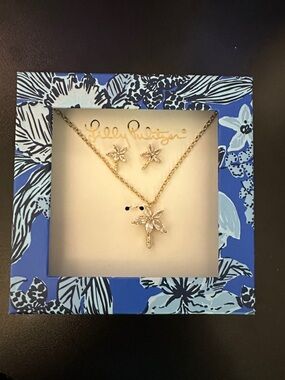 Lilly Pulitzer Gold Palm Tree Pendant Necklace and Stud Earrings